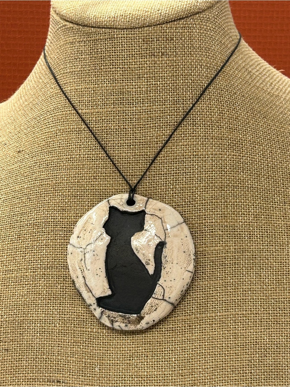 Jan Austin Handcrafted Ceramic Black and White Cat Silhouette Pendant Necklace